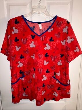 Mickey Ear Print Scrub Top Size 2X